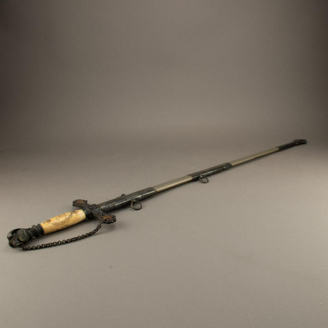 Vintage Masonic Knights Templar Ceremonial Sword (1 of 8)