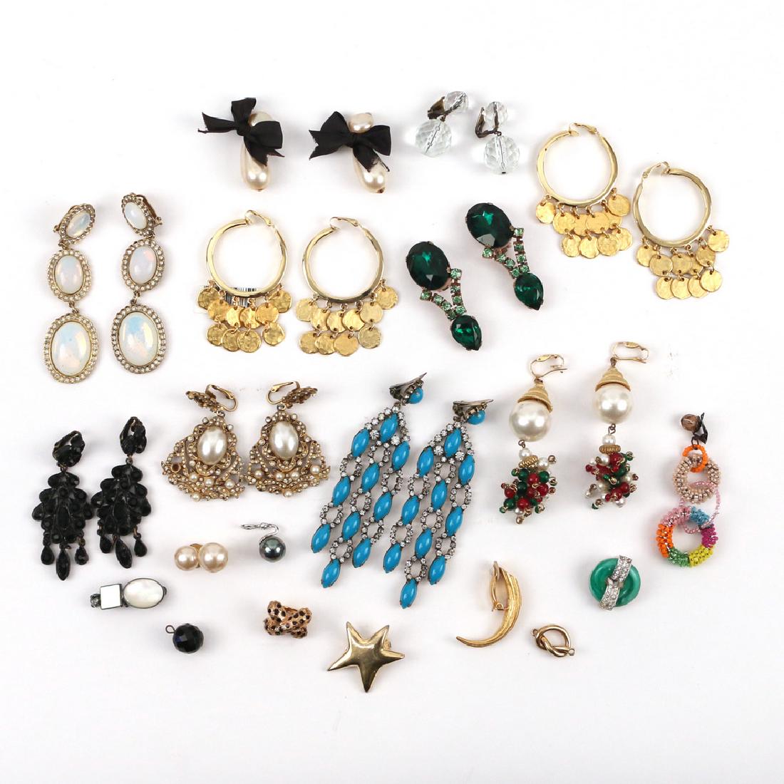 (30pc) MISC. COSTUME DROP & OTHER EARRINGS: Including 10 pairs of drop earrings some by B&W, Kenneth Lane, K.J.L; plus 10 various single earrings