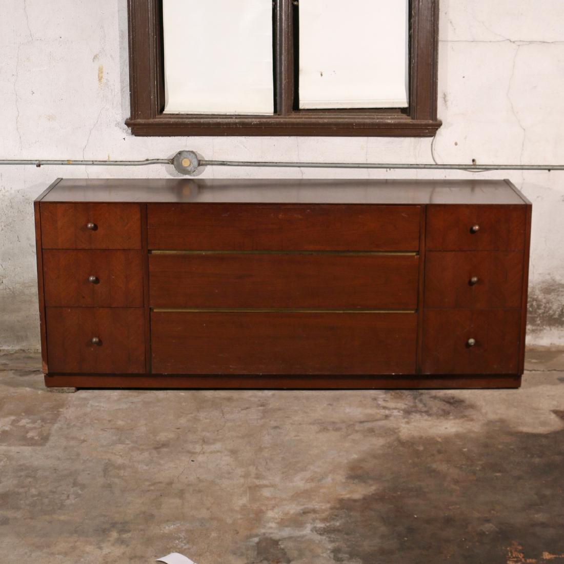 HENREDON / HERITAGE SIDEBOARD: with 9 drawers; h. 30 w. 74 d. 19 in.