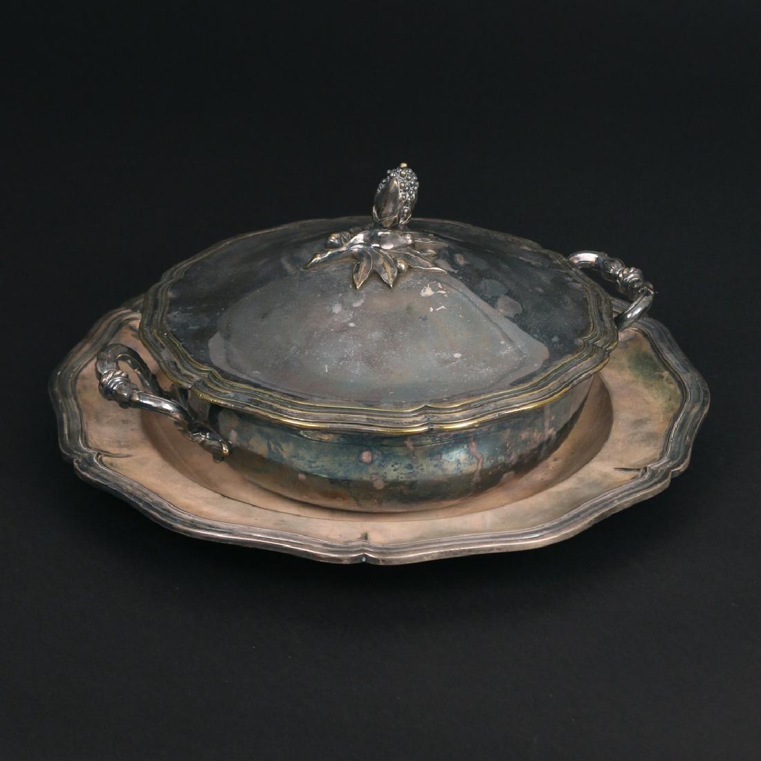 (2pc) CHRISTOFLE COVERED VEGETABLE & UNDERPLATE: A silver plated covered vegetable bowl with flower and berry form finial plus underplate h. 5-1/2 w. 12 overall: dia. 13 in. (underplate)