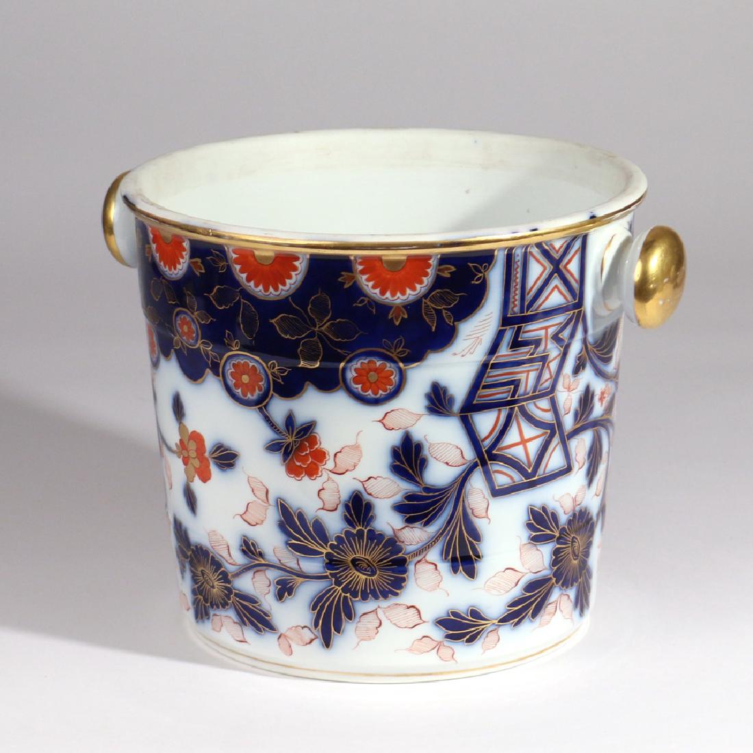 IMARI PATTERN PORCELAIN SLOP POT: probably Spode, with button handles h. 9 w. 12-1/2 in. (over handles)