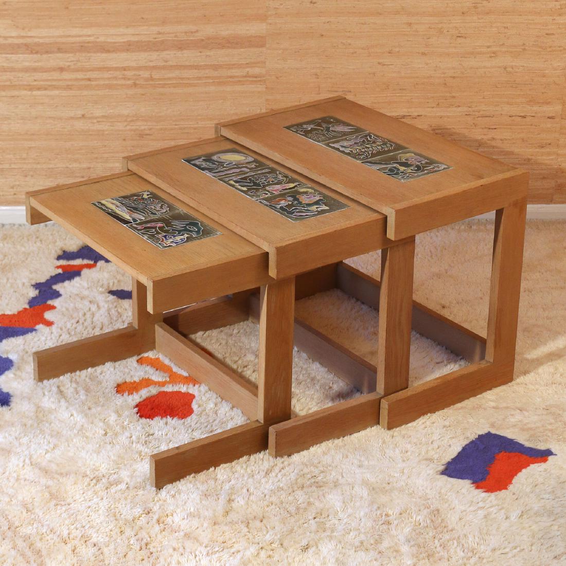 (3pc) VLADIMIR KAGAN NESTING TABLES (1 of 2)
