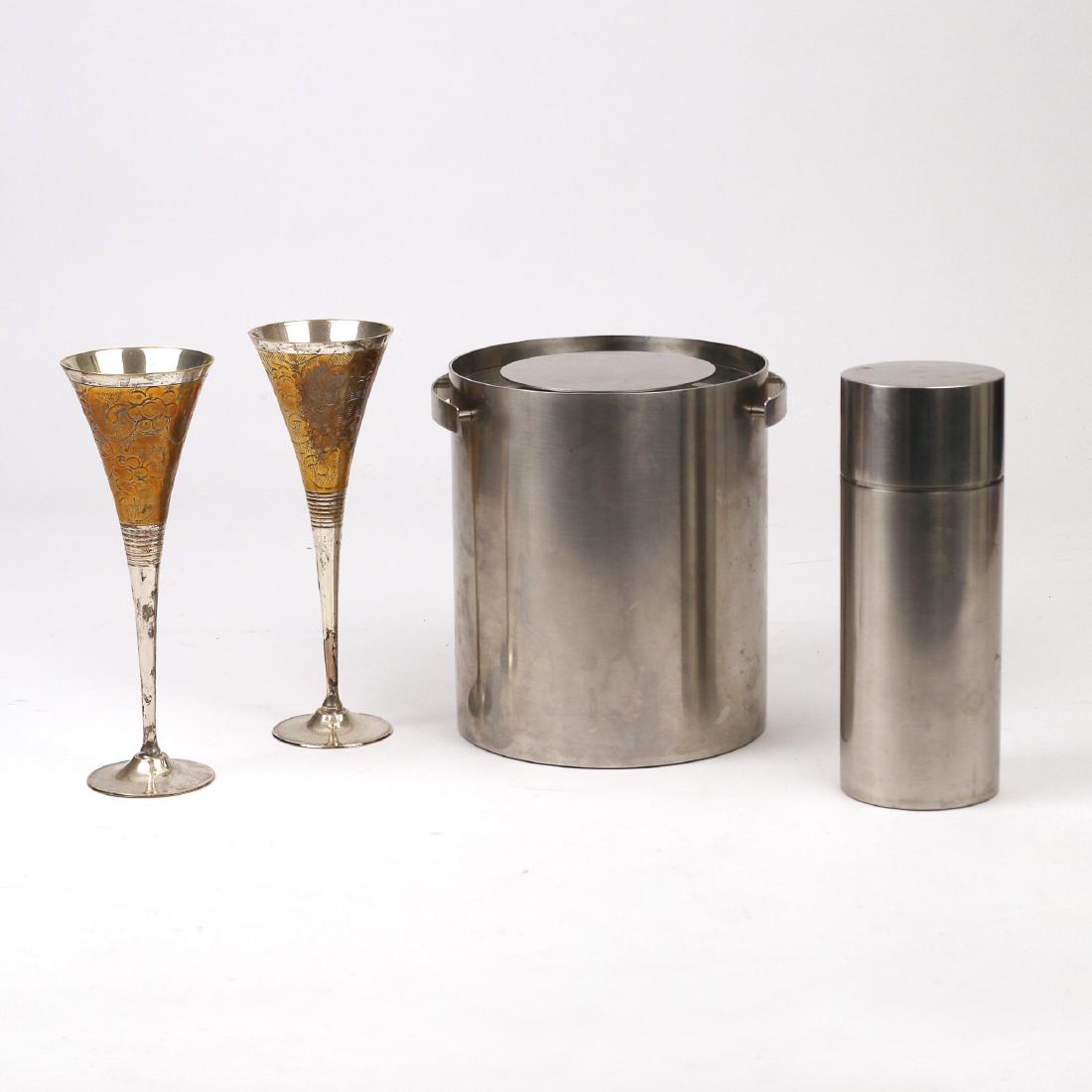 (4pc) MID-CENTURY DRINK ACCESSORIES (1 of 2)
