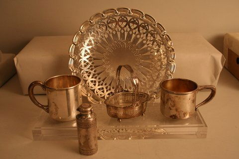 494.5 PC GRP. OF STRL. SILVER ITEMS: TIFFANY & CO. R: 5 PC GRP. OF STRL. SILVER ITEMS: TIFFANY & CO. RETICULATED, FOOTED SALVER, 14 TOZ., DIA. 9"; 2 BABY CUPS W/INITIALS; GORHAM MASTER SALT W/LINER; TIFFANY & CO. LIDDED CYLINDER-SHAPE POWDER JAR; TOT WT.