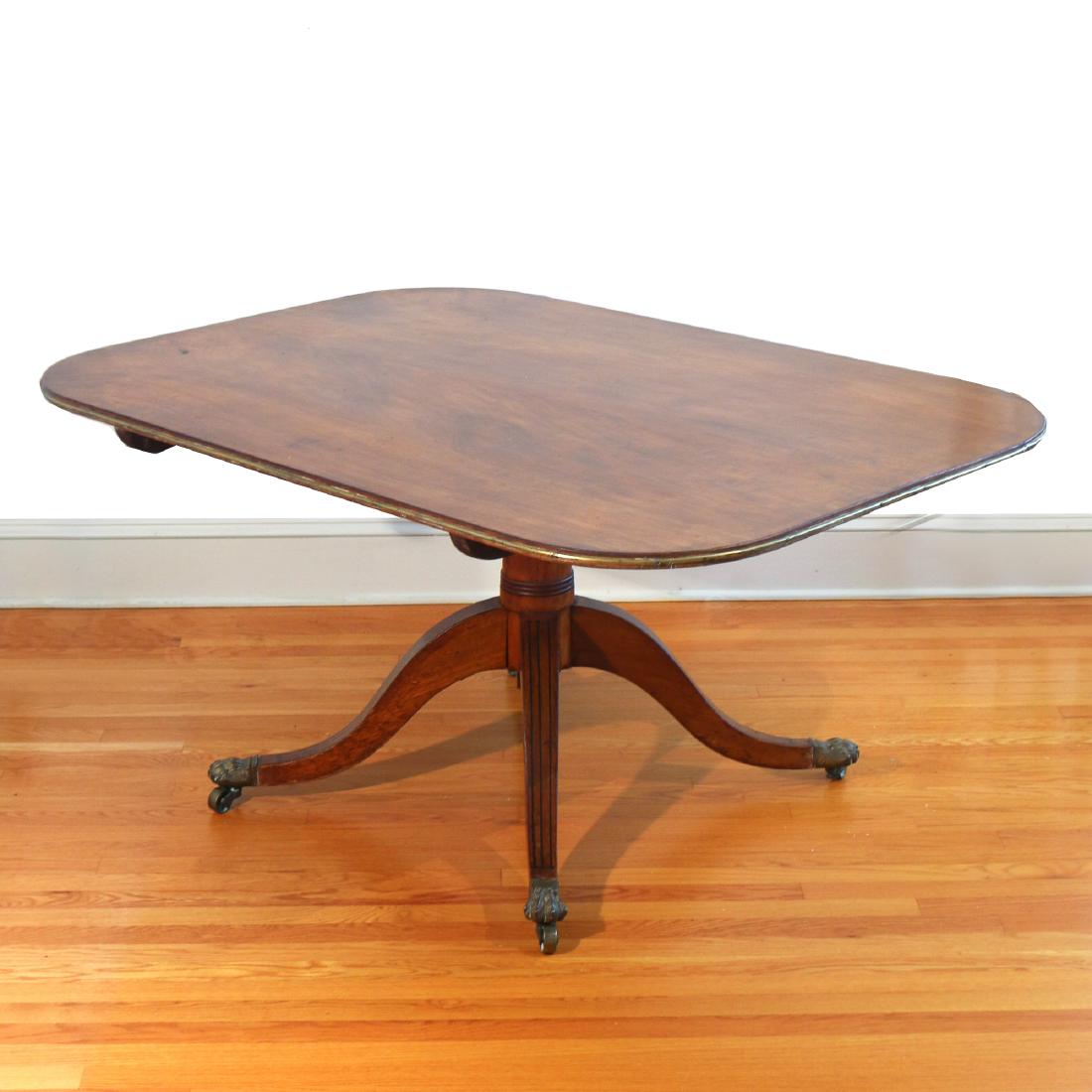 REGENCY MAHOGANY TILT-TOP BREAKFAST TABLE (1 of 6)