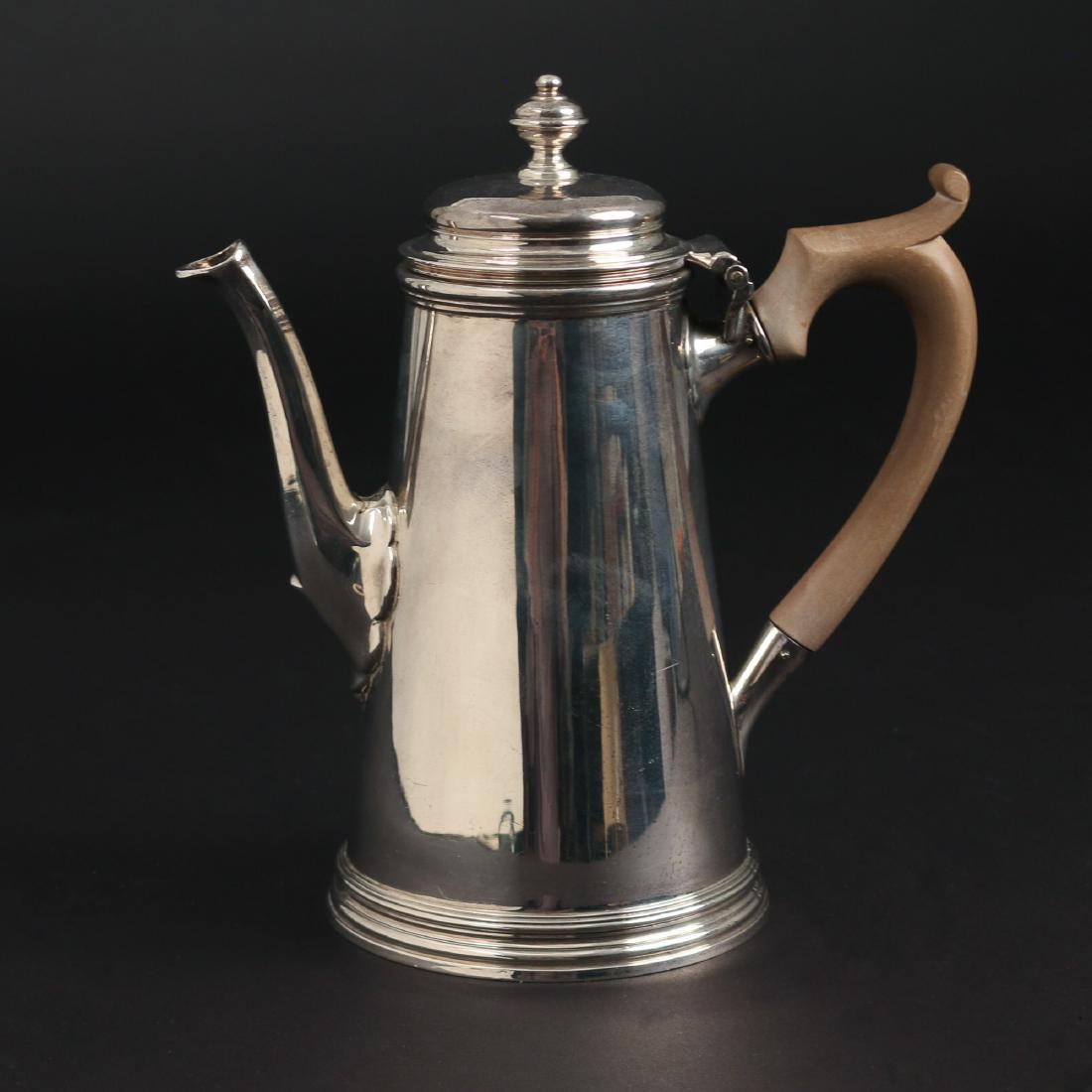 ENGLISH STERLING SILVER COFFEE POT (1 of 2)
