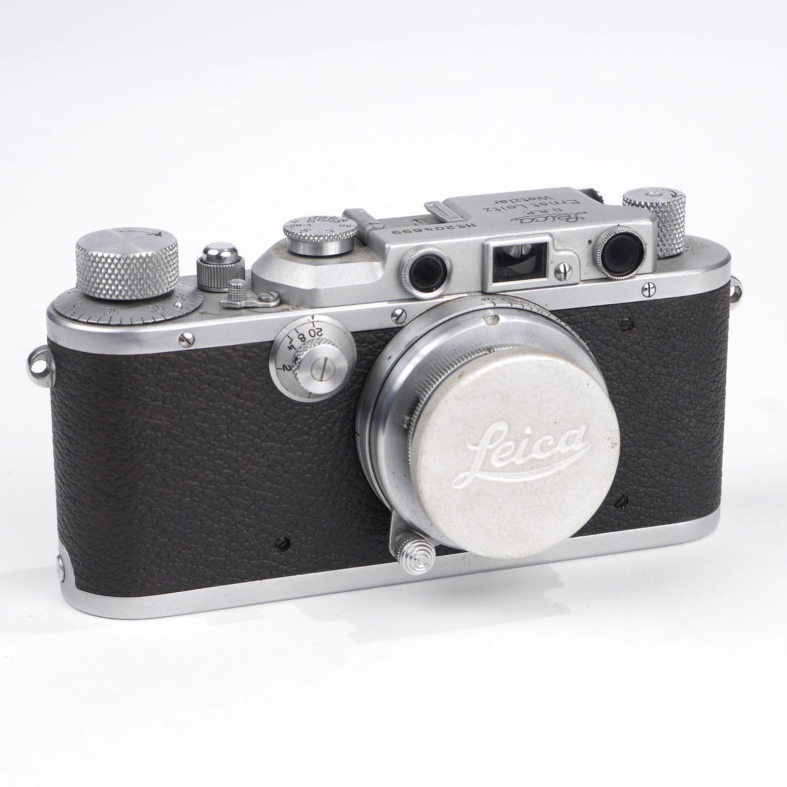 LEICA III RANGEFINDER CAMERA, 204699 (1 of 12)