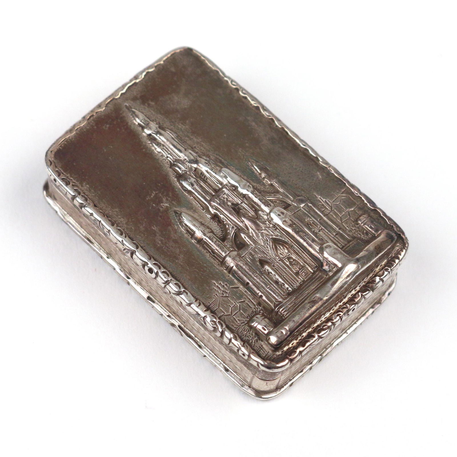 NATHANIEL MILLS SCOTT MEMMORIAL SILVER VINAIGRETTE (1 of 7)