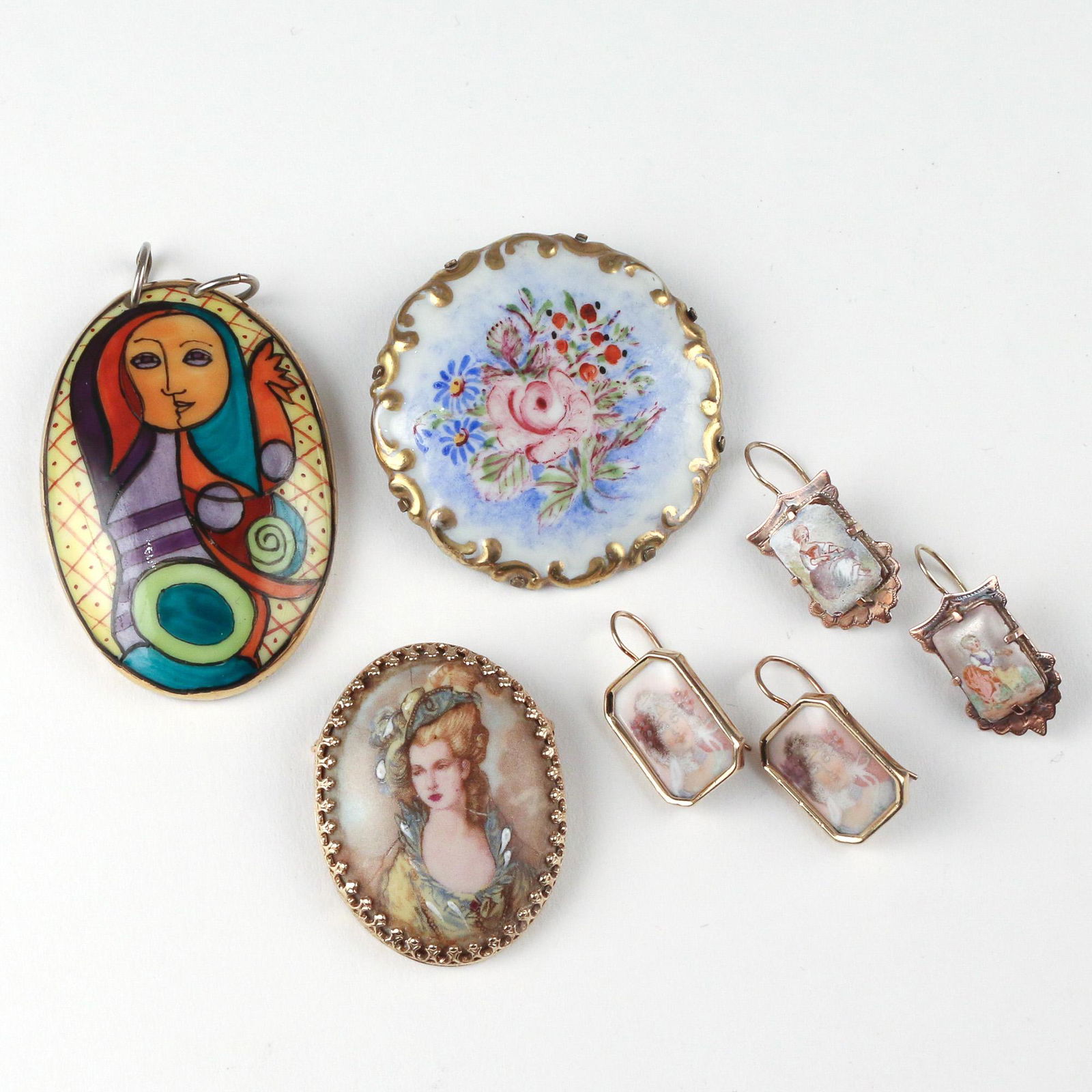 (7pc) PORCELAIN JEWELRY (1 of 5)