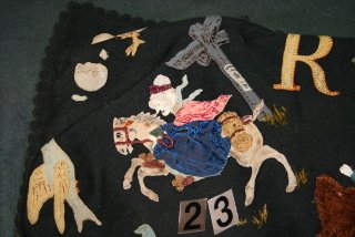 L. 19TH/E. 20TH C. AMERICAN FOLK ART COVERLET - 7