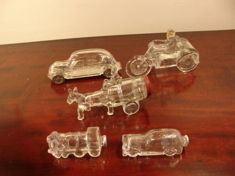 GROUP OF 15 VINTAGE GLASS CANDY CONTAINERS - 4