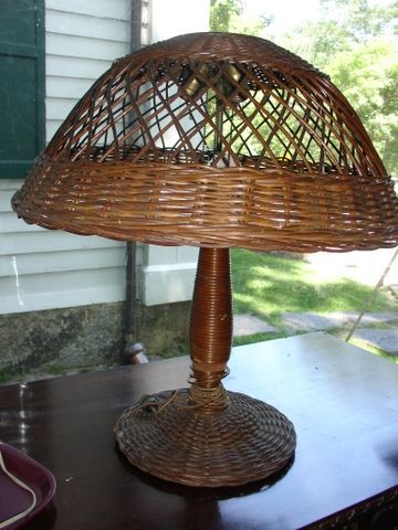 EARLY 20TH C NATURAL WICKER PARLOUR LAMP - 2
