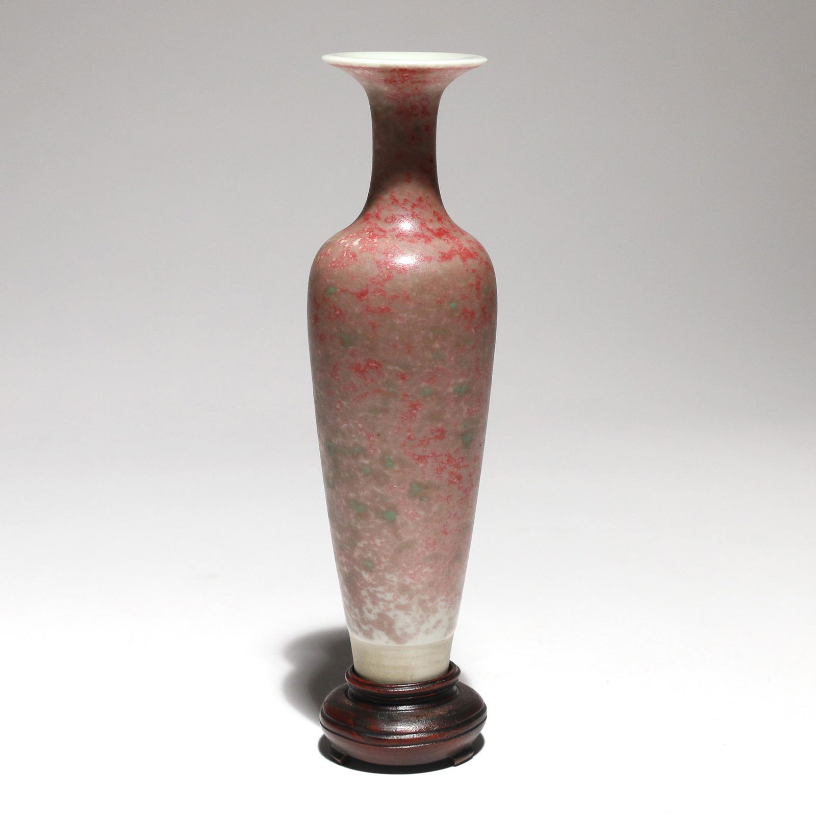 CHINESE KANGXI PERIOD PEACHBLOOM AMPHORA VASE (1 of 9)