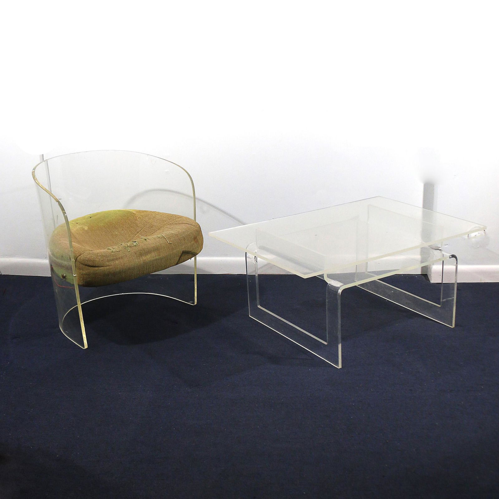 (2pc) PACE COLLECTION & OTHER LUCITE FURNITURE (1 of 7)