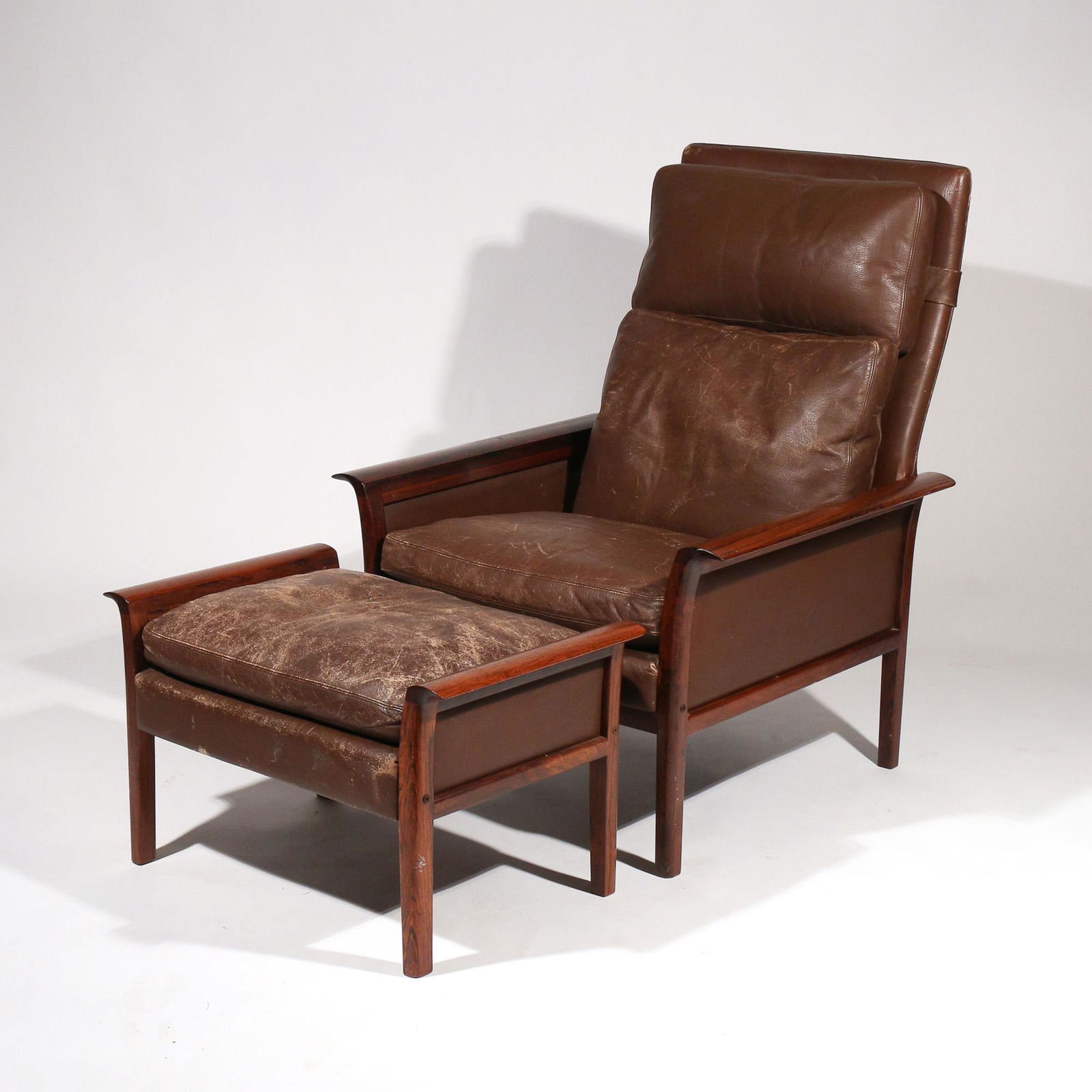 KNUT SAETER for VATNE MOBLER LOUNGE CHAIR (1 of 15)