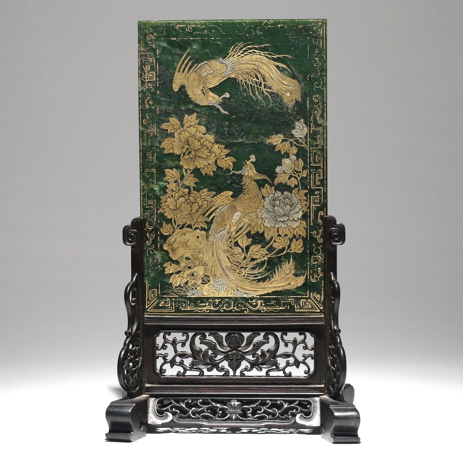 CHINESE QING GILT PAINTED JADE TABLE SCREEN (1 of 18)