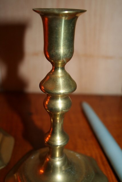 PAIR E. 18TH C. Q. A. PEDAL BASE BRASS CANDLESTIC - 3