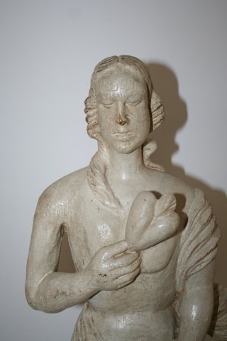 19TH C. PAINTED WOODEN SCULPTURE OF FEMALE HOLDIN - 2