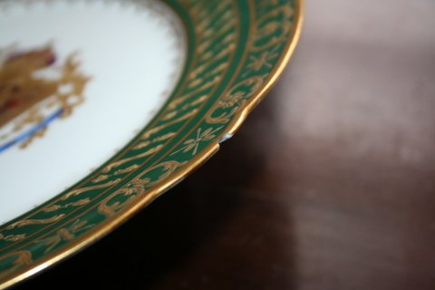 19TH C. RUSSIAN ARMORIAL SERVICE PLATE, DIA. 9 ¾" - 3