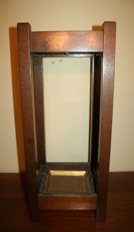 E.20THC. ARTS & CRAFTS OAK UMBRELLA STAND