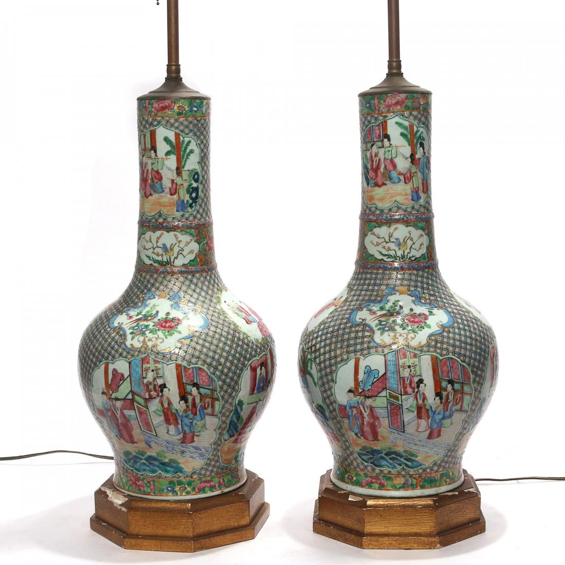 PAIR CHINESE FAMILLE VERTE PORCELAIN LAMPS (1 of 18)
