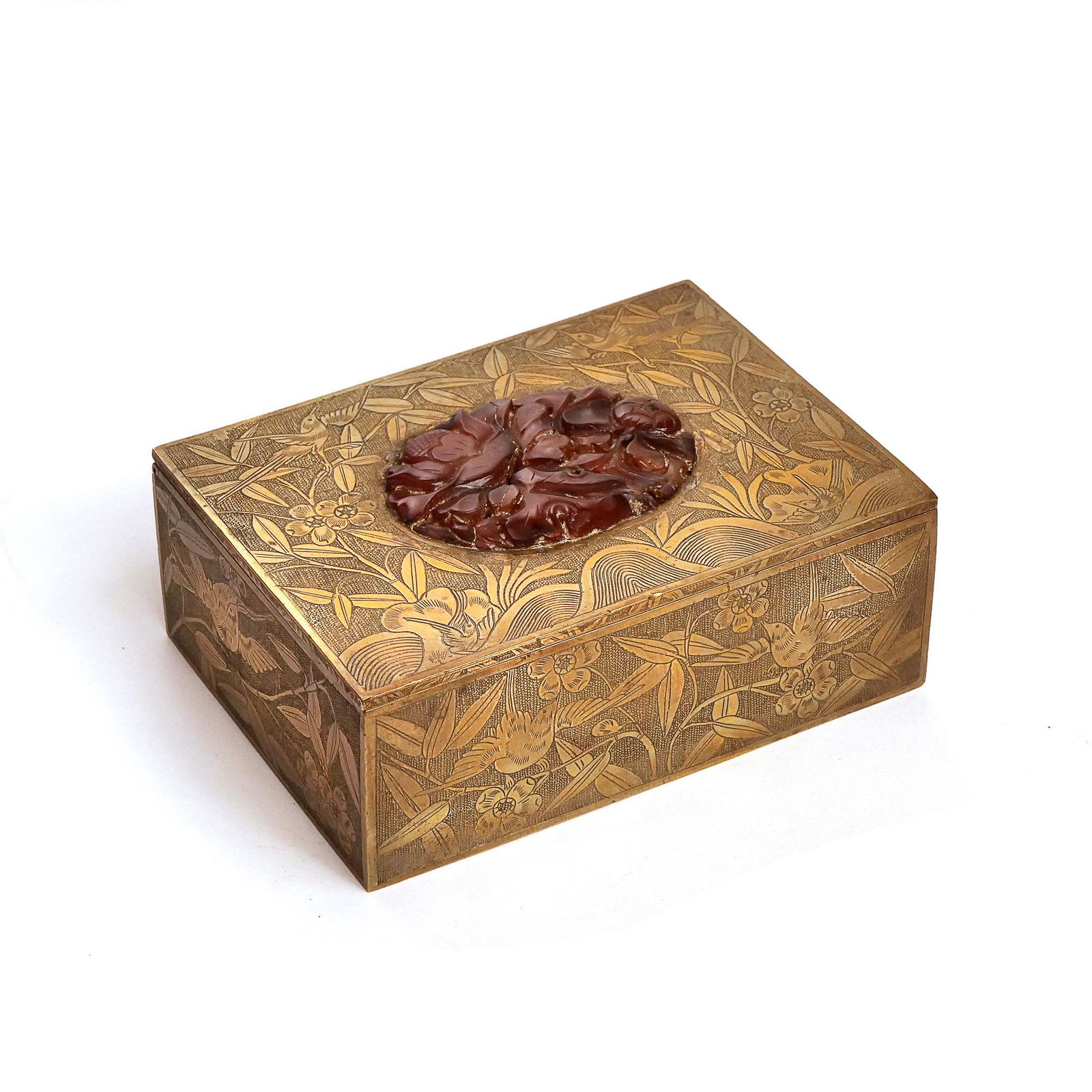 CHINESE CARVED AGATE & ENGRAVED BRASS BOX (1 of 13)