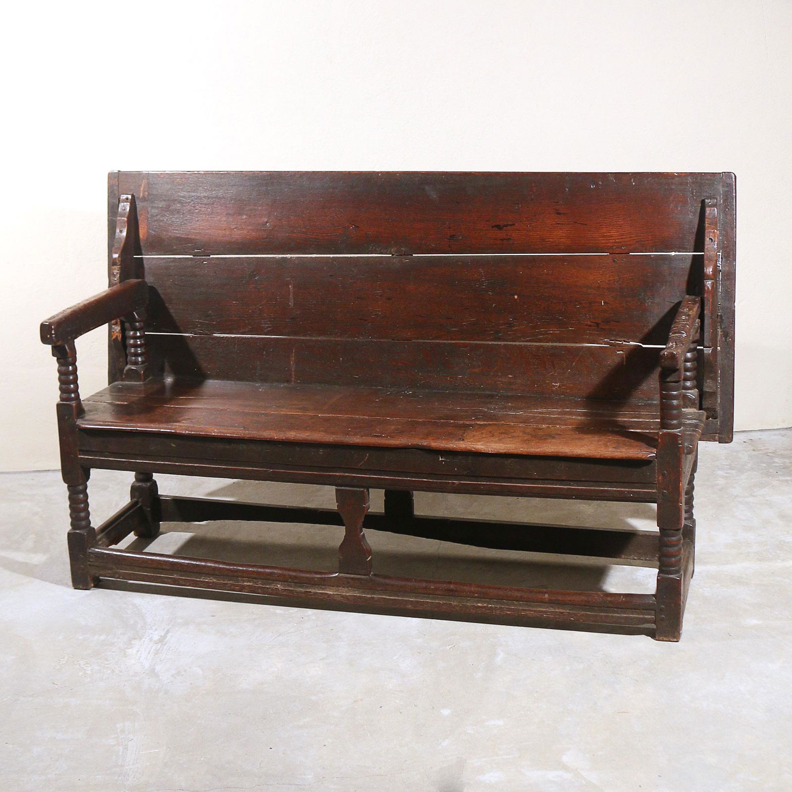 EARLY 18th CENTURY CONTINENTAL BAROQUE HUTCH TABLE (1 of 10)