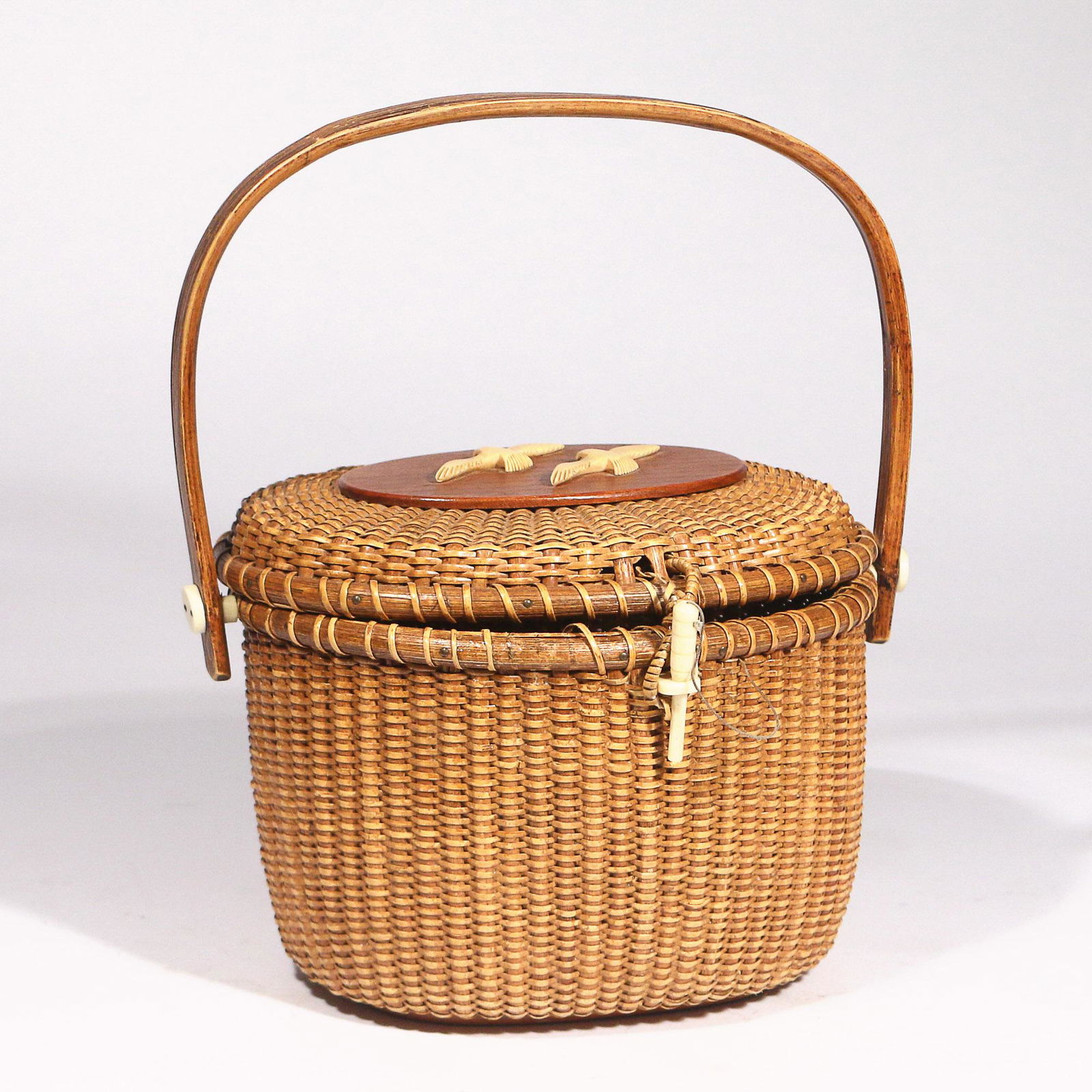 FARNUM NANTUCKET BASKET (1 of 8)