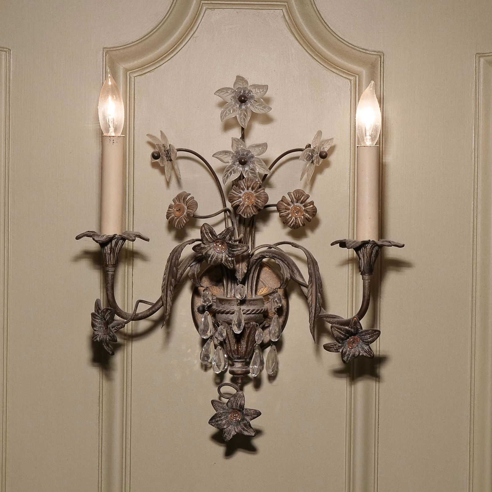 (4pc) METAL & GLASS SCONCES SET (1 of 12)