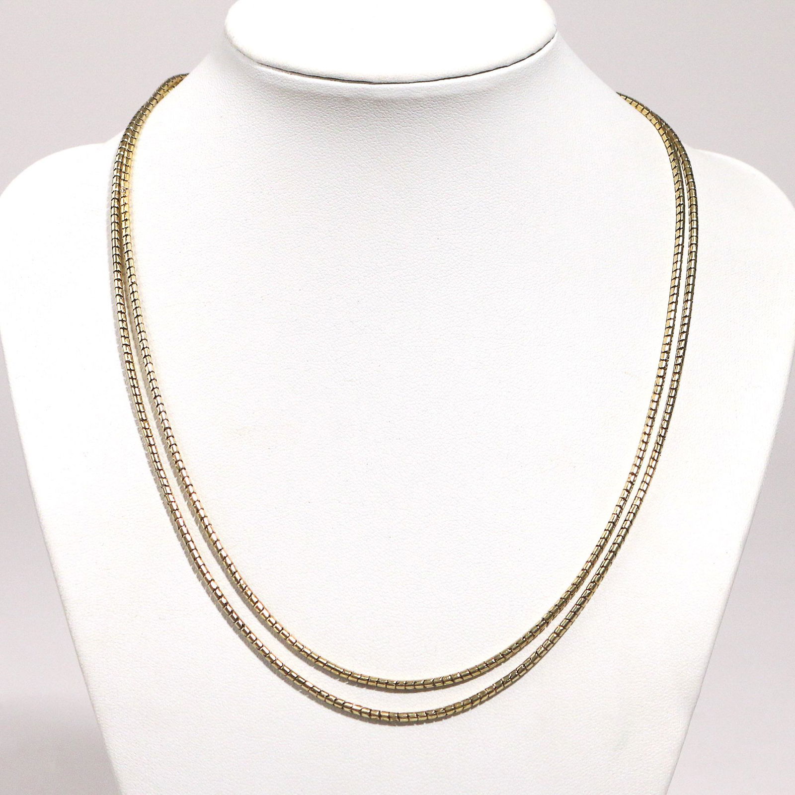 14k GOLD SNAKE LINK NECKLACE (1 of 4)