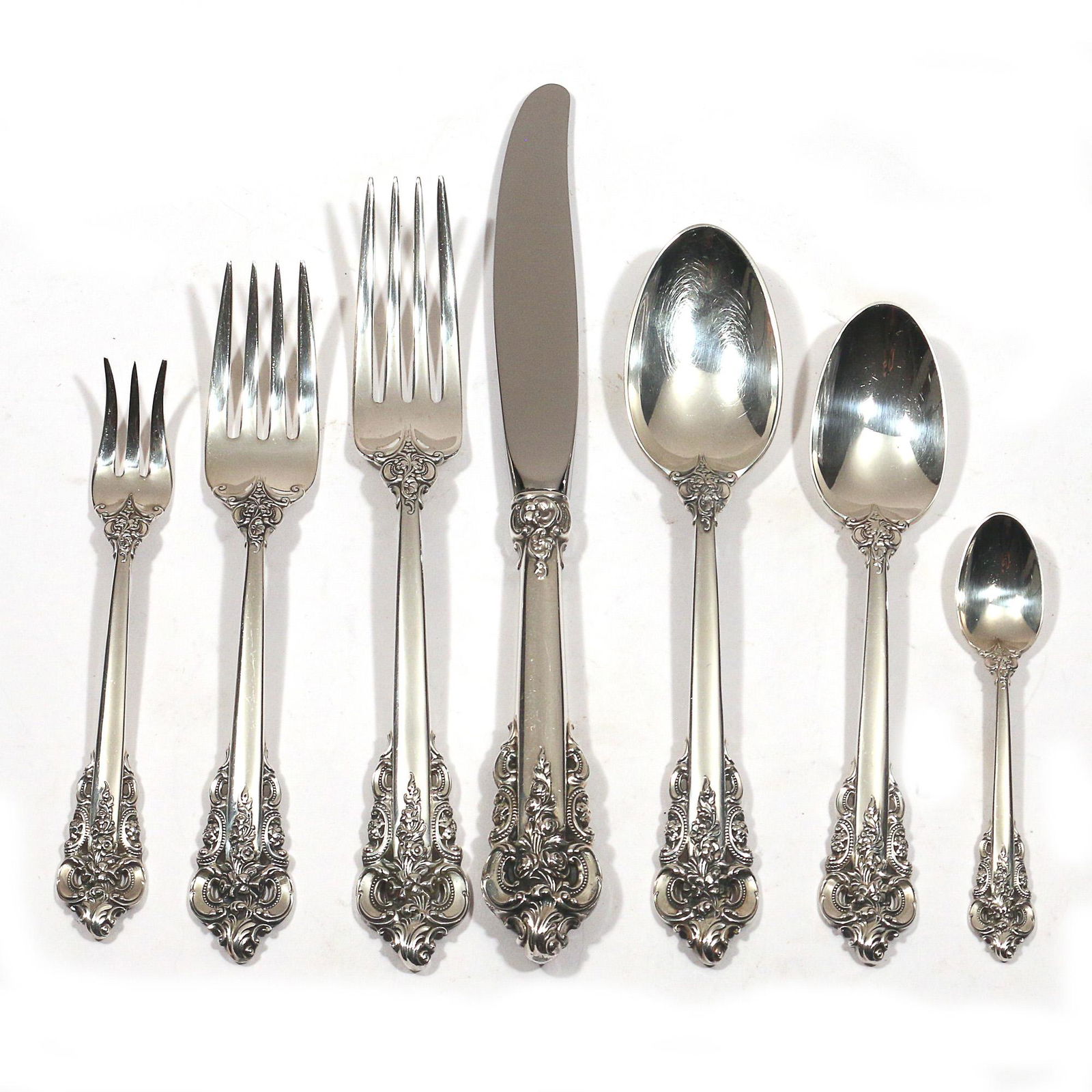 (89pc) WALLACE STERLING SILVER FLATWARE SERVICE (1 of 7)