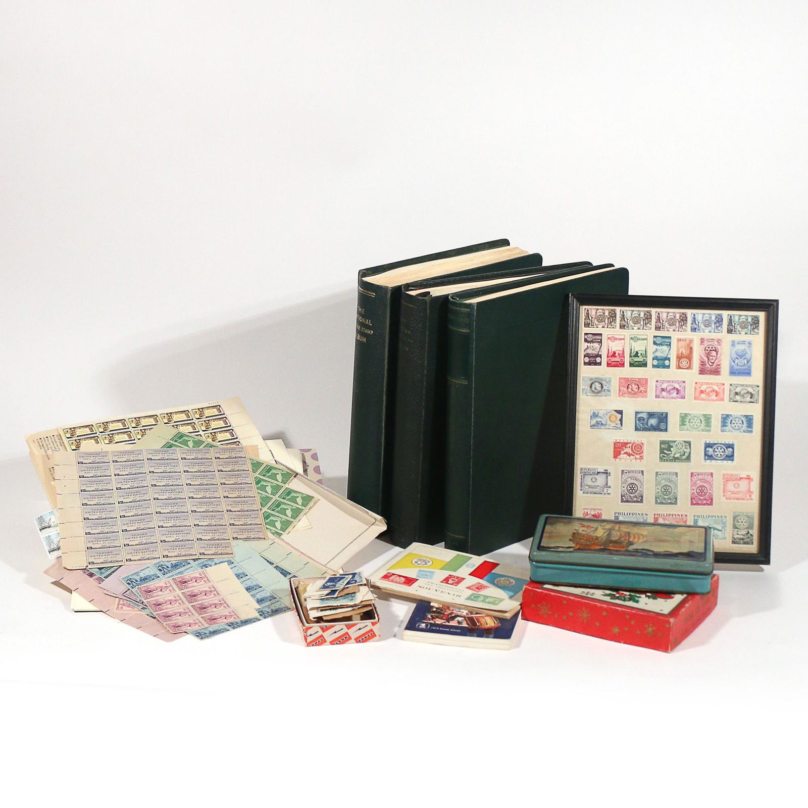 LARGE COLLECTION AMERICAN STAMPS (1 of 20)