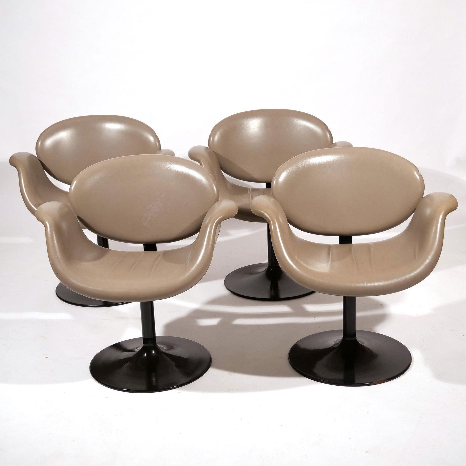 (4pc) PIERRE PAULIN CHAIRS for ARTIFORT: “Tulip Midi", leather upholstery, swivel h. 30 w. 28 d. 24 in. Furniture