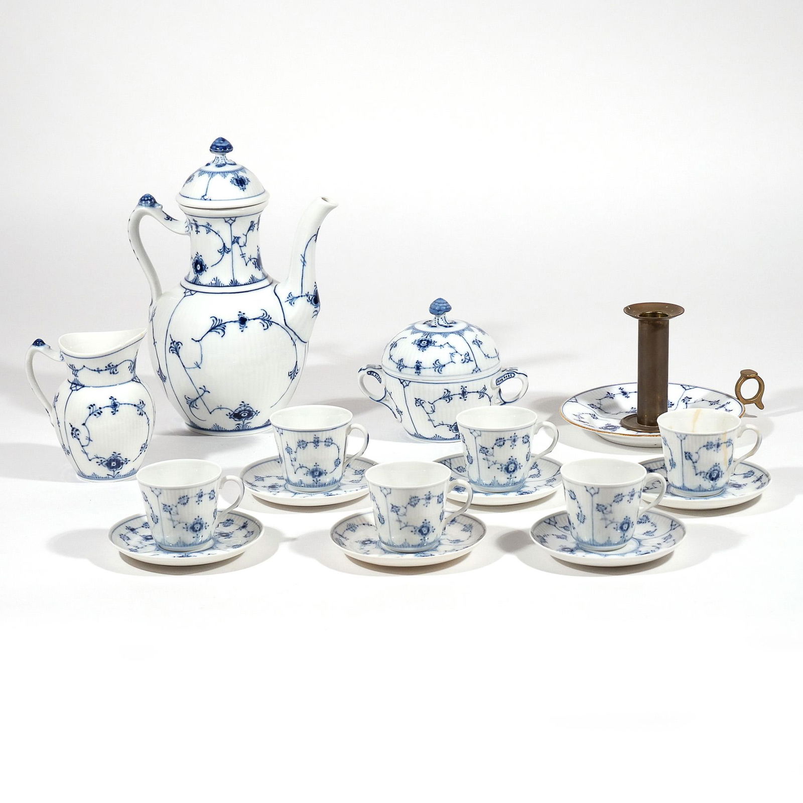 (16pc) ROYAL COPENHAGEN BLUE LACE TEA SERVICE (1 of 7)
