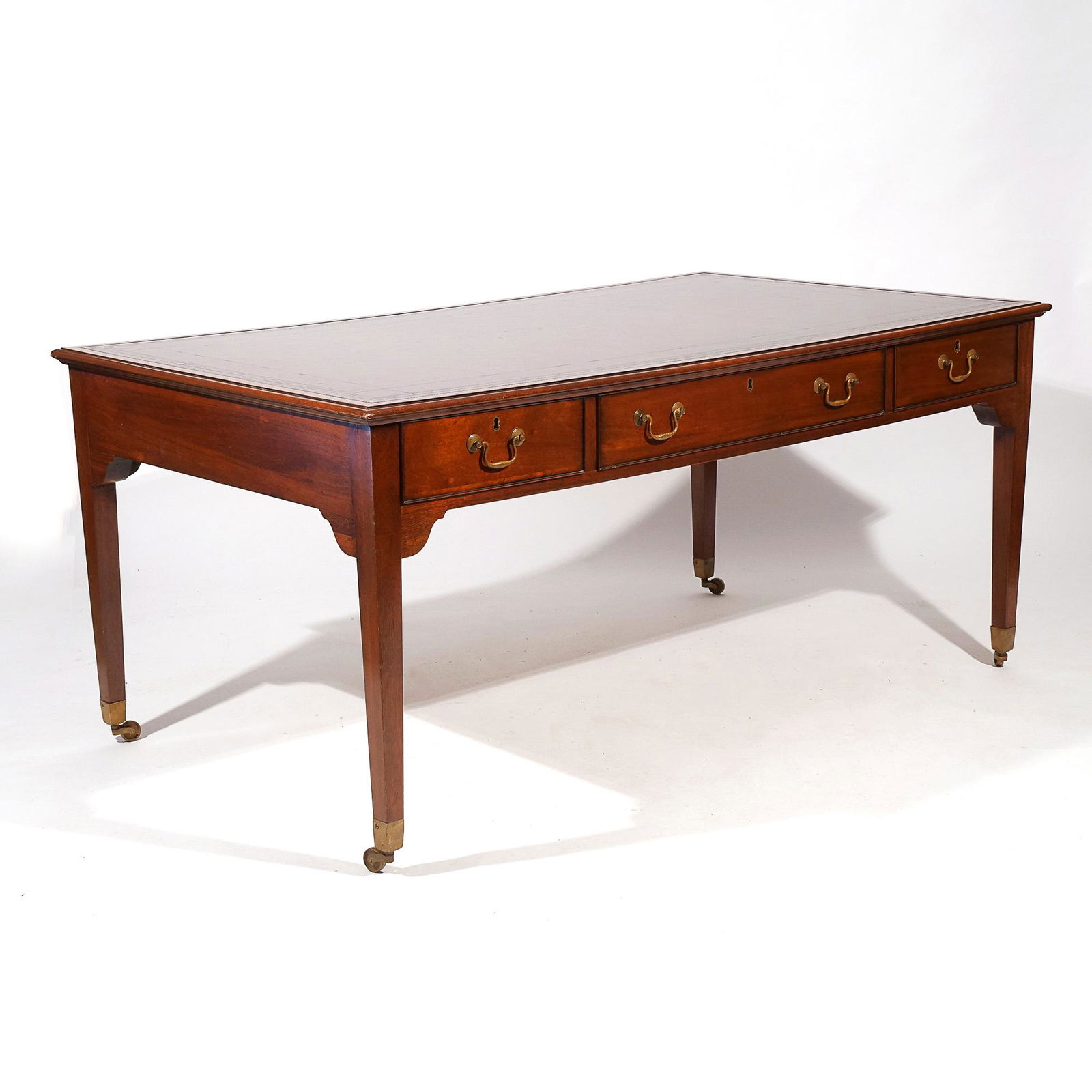 WINSTON CHURCHILL'S LIBRARY WRITING DESK (1 of 16)