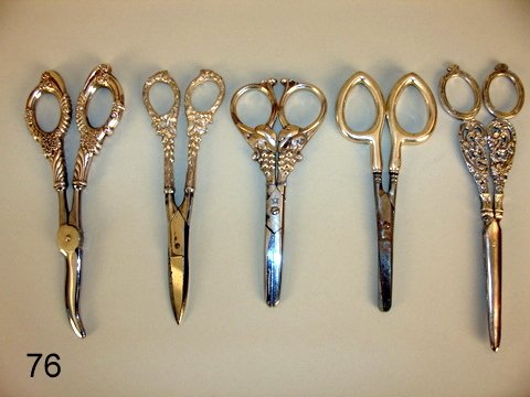 76) LOT: 5 PAIR GRAPE SCISSORS, 4- W/STERLING SILVER : HANDLES & 1-'950' FRENCH, W/OPEN WORK C-SCROLL HANDLES