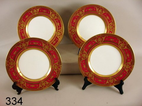 334) SET 4-MINTON SERVICE PLATES FOR TIFFANY & CO., RED: GROUND W/ENCRUSTED GILT, DIA. 10 1/4", H1700