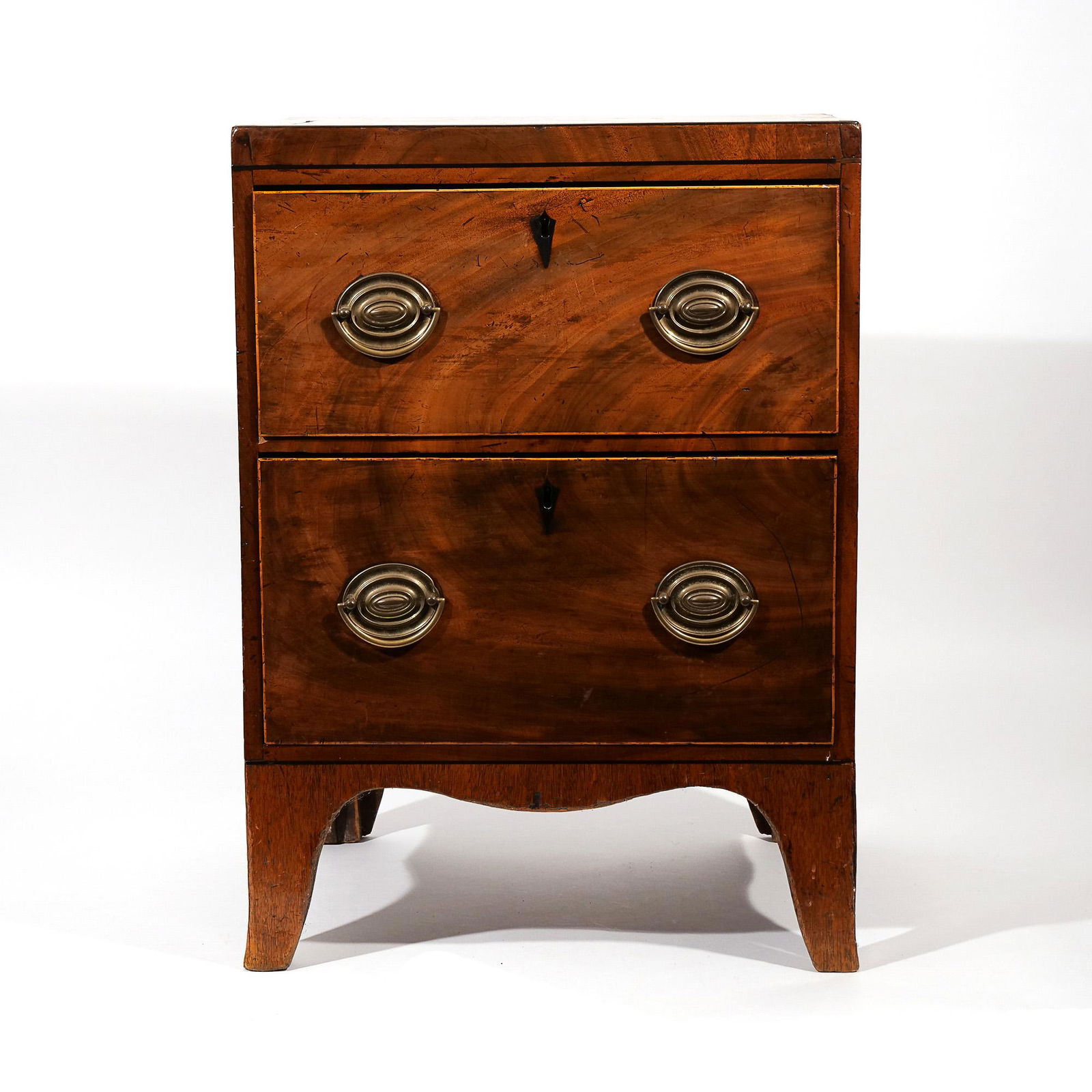 DIMINUTIVE ENGLISH REGENCY CHEST (1 of 13)