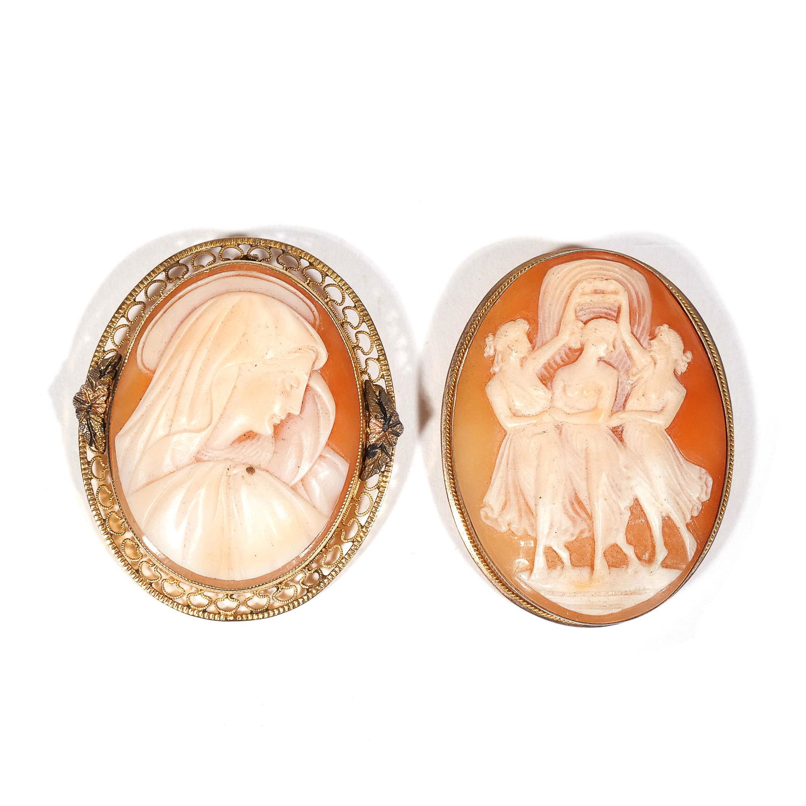 (2pc) GOLD ITALIAN CAMEOS (1 of 4)