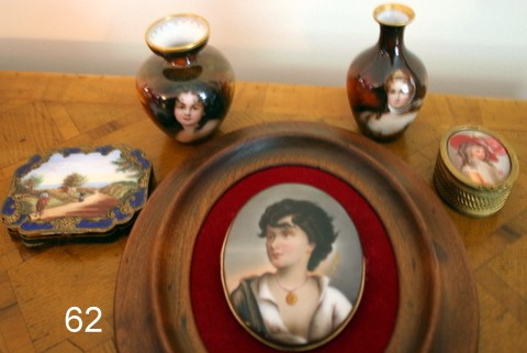 62) 4 PC. GROUP: '800' ENAMELED VERMEIL COMPACT W/SCENE: OF FIGURES ON PATH;PORCELAIN PIN BOX W/FEMALE W/WIDE BRIM HAT ON LID & ORMOLU SURROUND ;2-MINIATURE ROYAL SCHWARZBURG VASES, EA. W/1/2 PORTRAITS; NEAPOLITAN BOY PORCELAIN PLAQUE