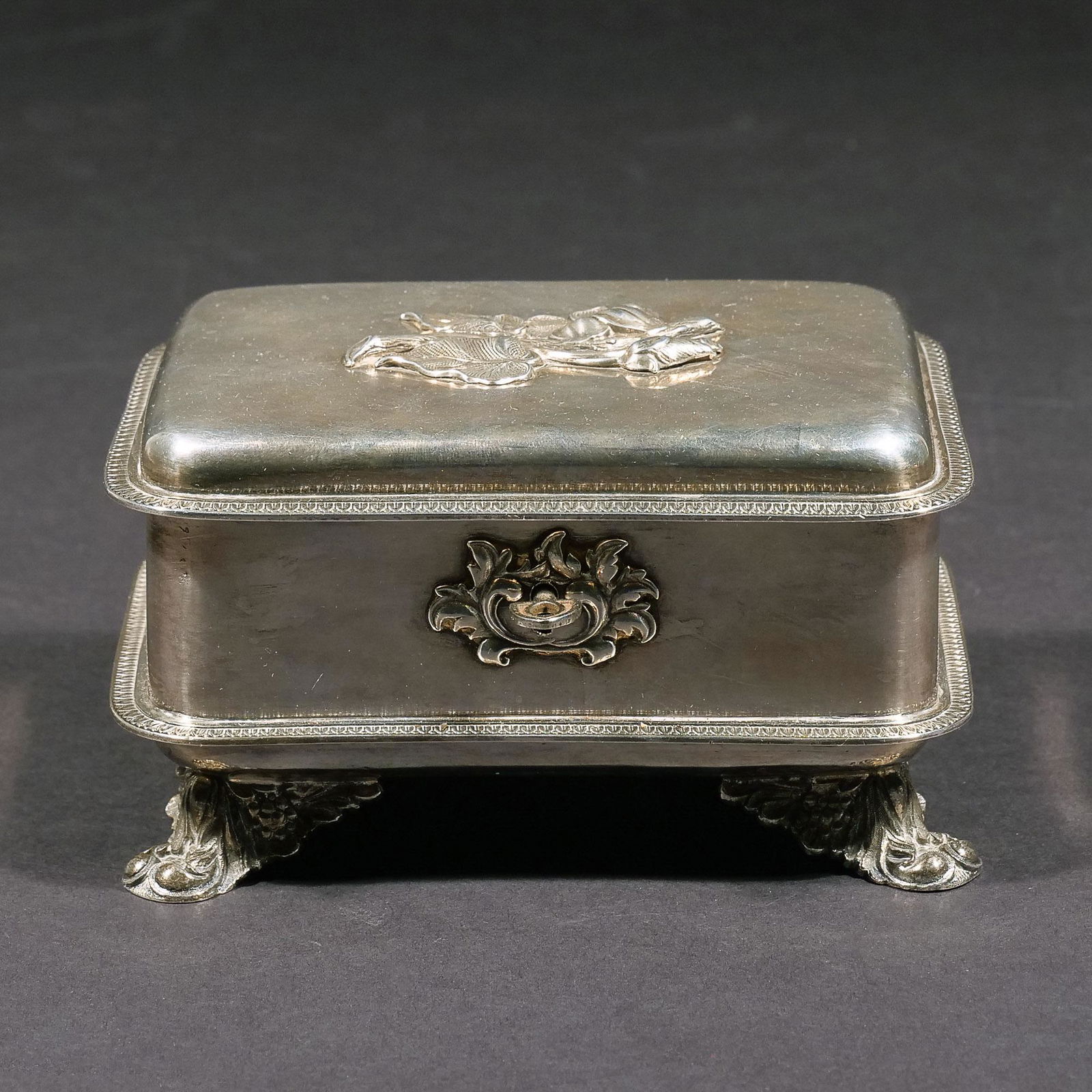 RUSSIAN (WARSAW) SILVER FOOTED ETROG SUGAR BOX (1 of 11)