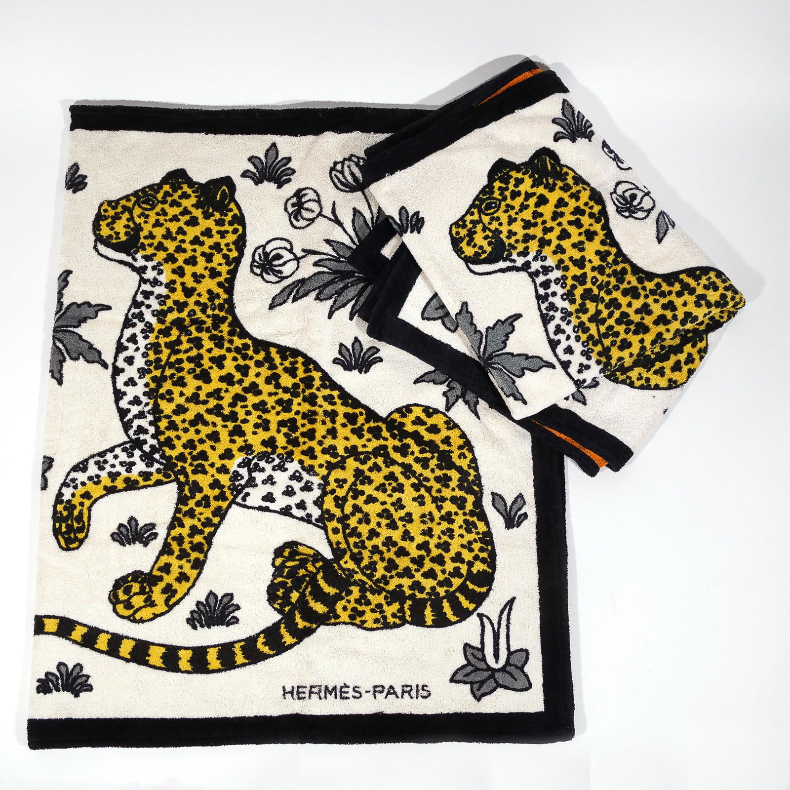 PAIR HERMES LEOPARD BEACH TOWELS (1 of 8)