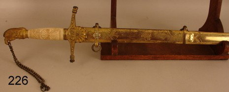 226) AMER. DRESS SWORD W/GILT & BONE HANDLE W/EAGLE : POMMEL,GILT SCABBARD