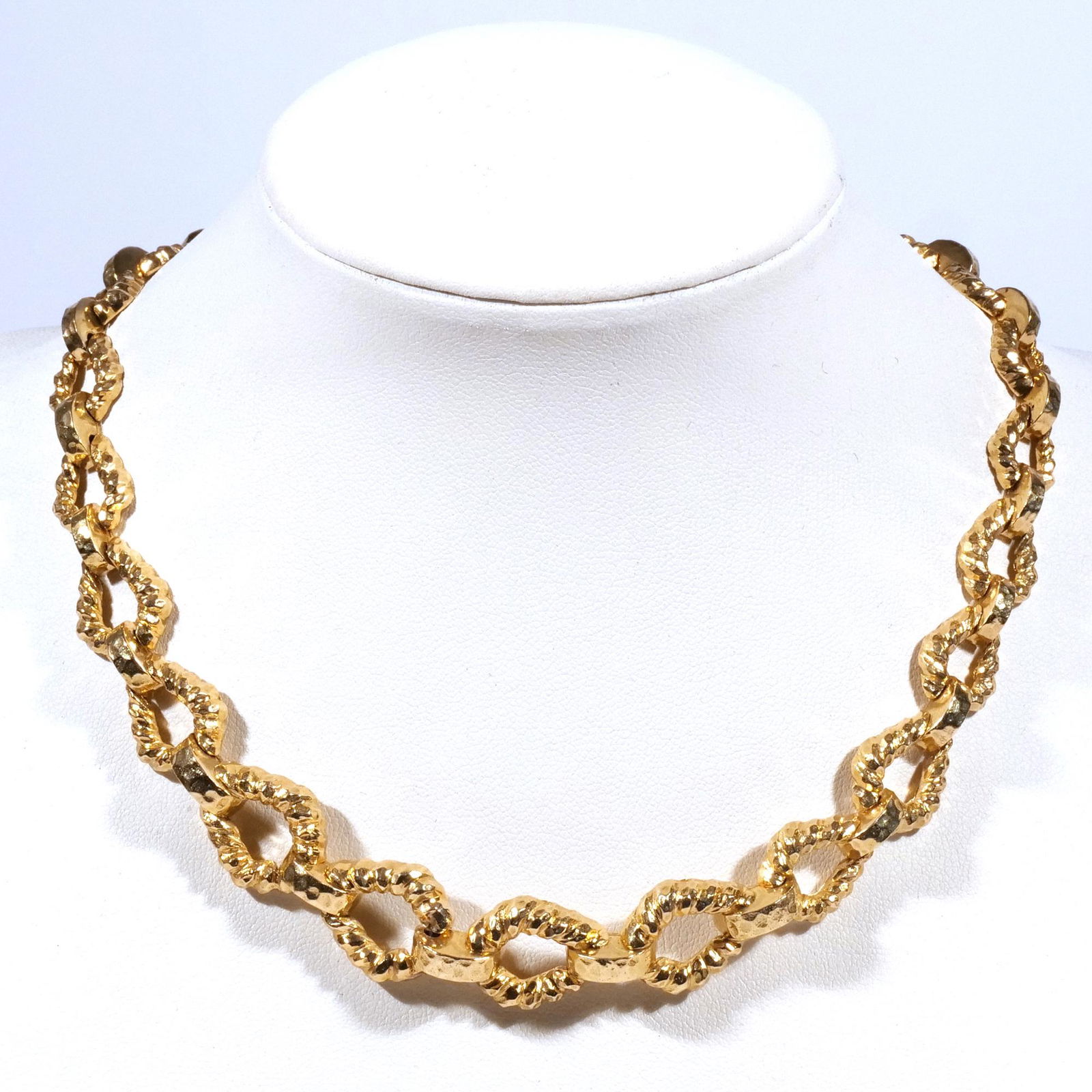 DAVID WEBB 18K YELLOW GOLD NECKLACE (1 of 8)
