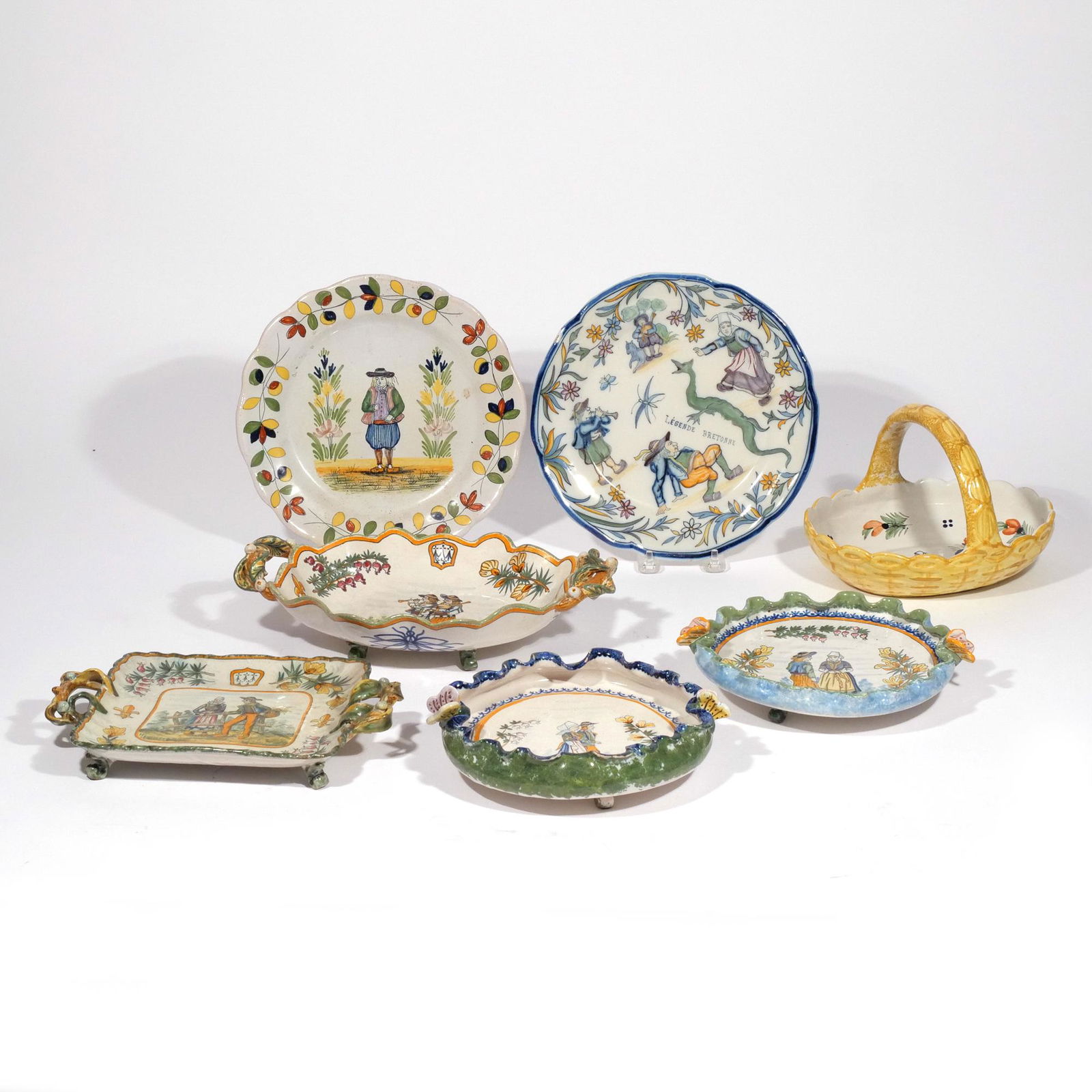 (7pc) QUIMPER DISHES & TABLE ITEMS (1 of 12)