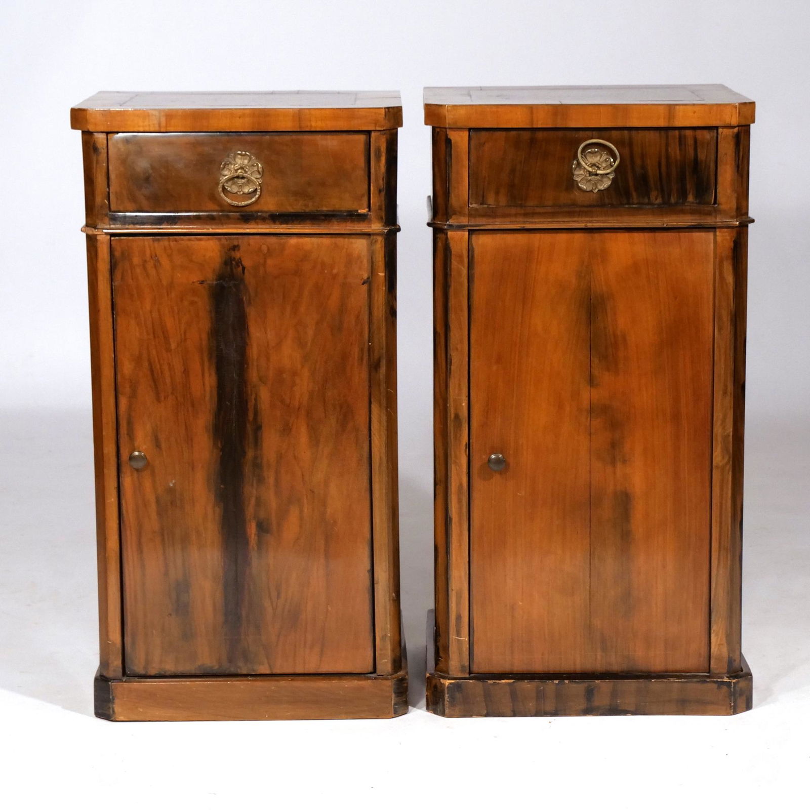 PAIR ENGLISH WALNUT VENEER BEDSIDE CABINETS (1 of 10)