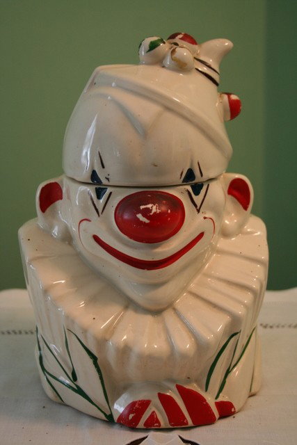 121) MC COY CERAMIC CLOWN COOKIE JAR, MISSING PAINT: ON NOSE & CAP