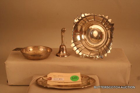 525) 4 PIECE STERLING SILVER & '800' SILVER LOT: ONSLOW: 4 PIECE STERLING SILVER & '800' SILVER LOT: ONSLOW TEA BELL; WEBSTER PORRINGER; '800' SILVER FOOTED DISH; CLEAR GLASS BUTTER DISH W/'800' SILVER SURROUND, TOTAL WT OF 800 & STERLING 15 TOZ