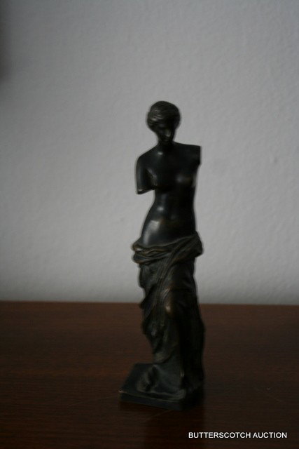528) VENUS DE MILO BRONZE AFTER THE ANTIQUE, H. 6 ½"