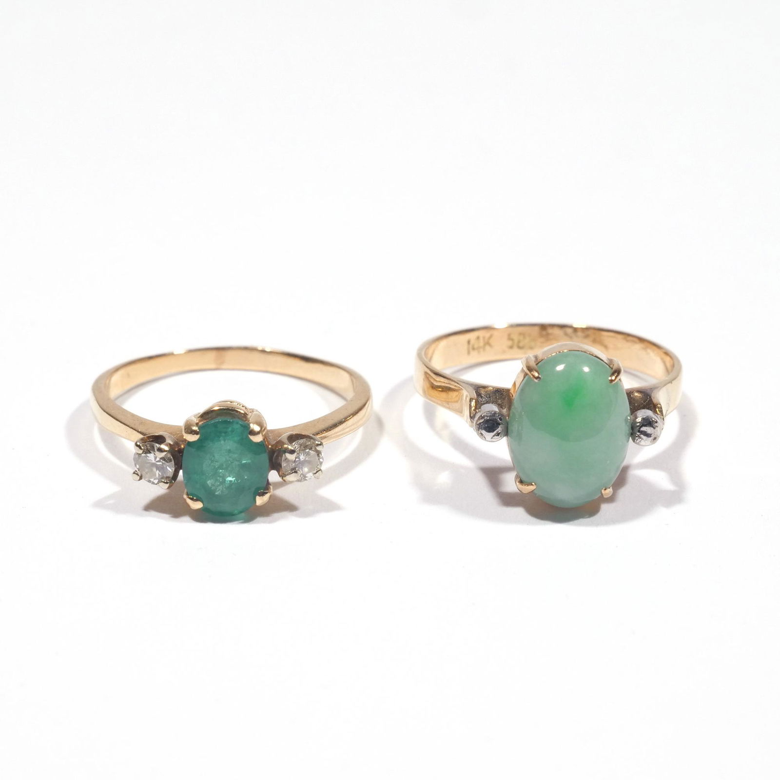 (2pc) GREEN STONE & GOLD RINGS (1 of 7)
